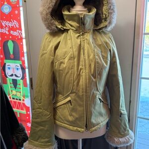 Metropolis Rhapsody Olive Fur-Trimmed Ski and snowboard Jacket